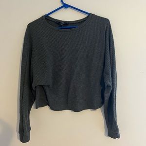 cropped grey sweater!